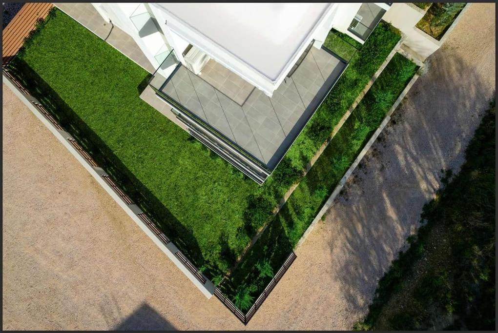 Maison Du Jardin 2-Bedroom Apartment Private Outdoor Jacuzzi Rhodes City Esterno foto